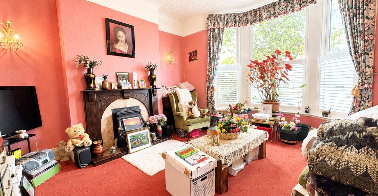 4 bedroom house for sale in Catford | Robinson Jackson