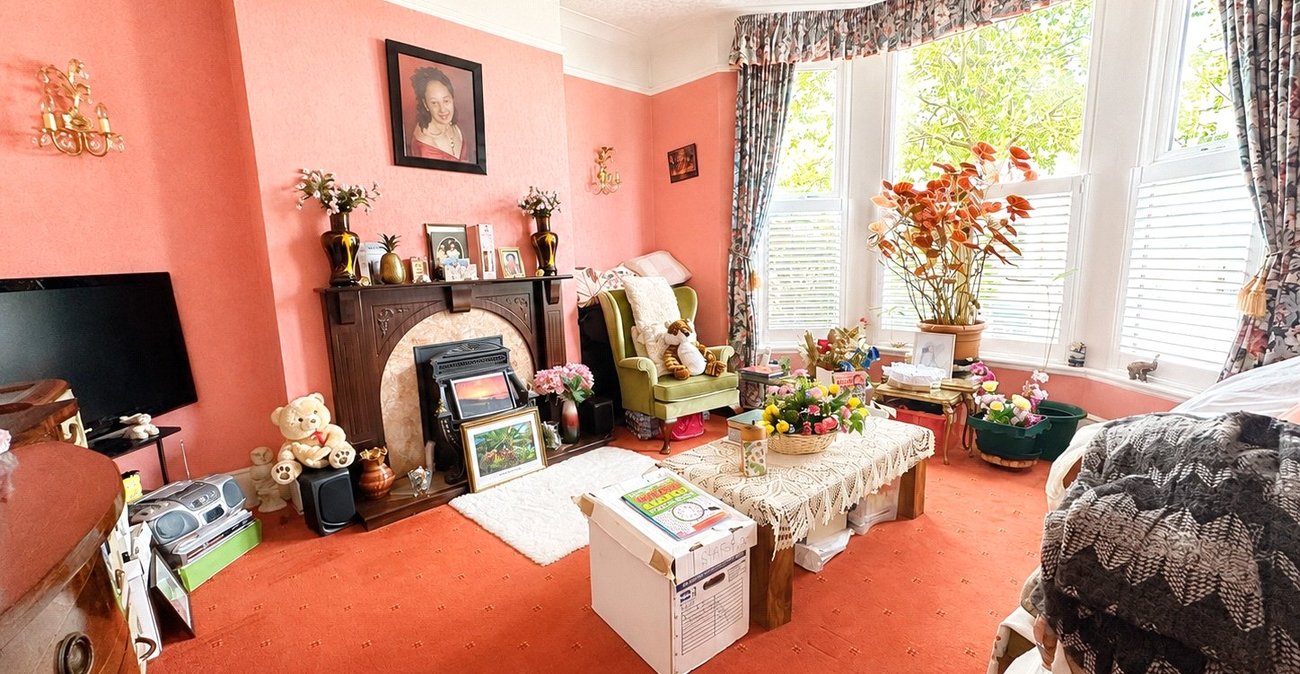 4 bedroom house for sale in Catford | Robinson Jackson
