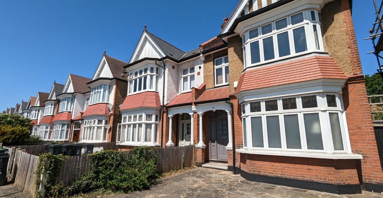 4 bedroom house for sale in Catford | Robinson Jackson