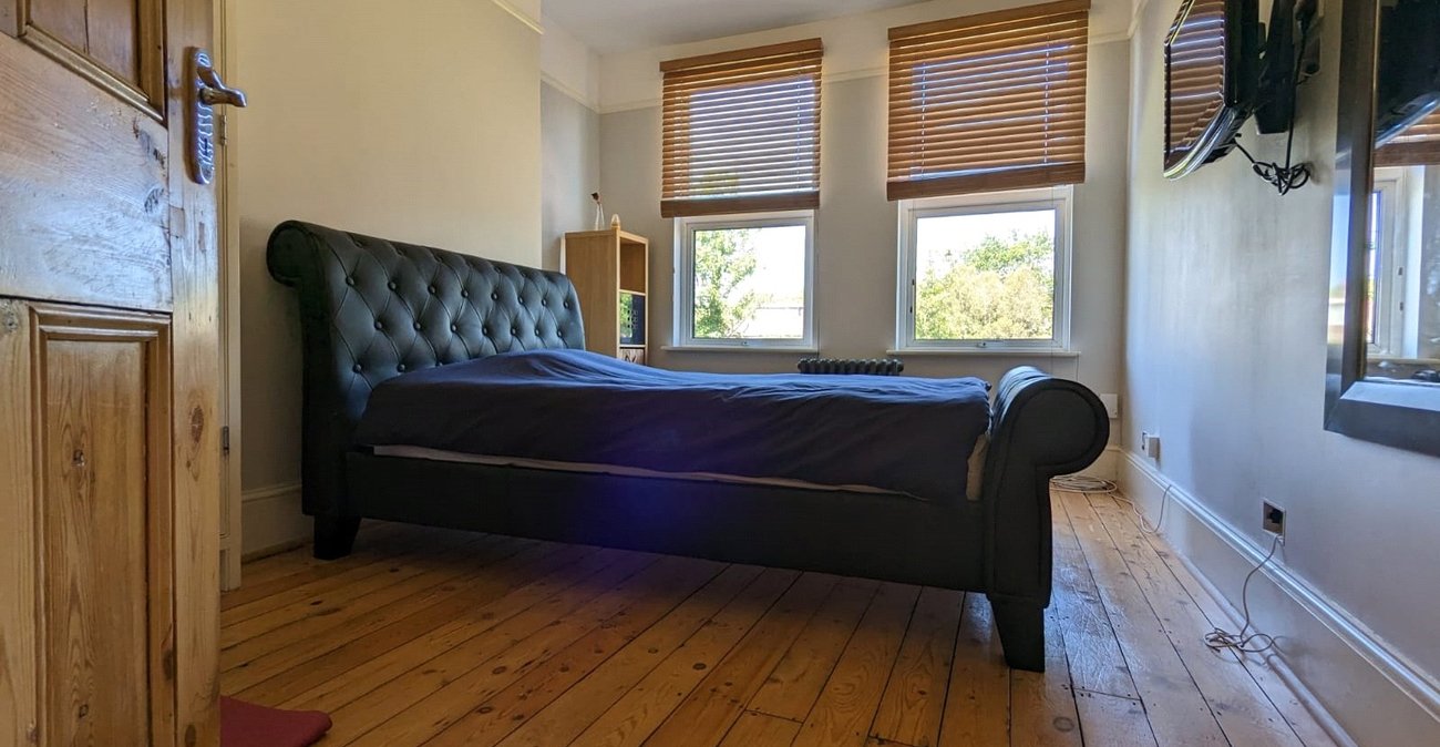 4 bedroom house for sale in Catford | Robinson Jackson