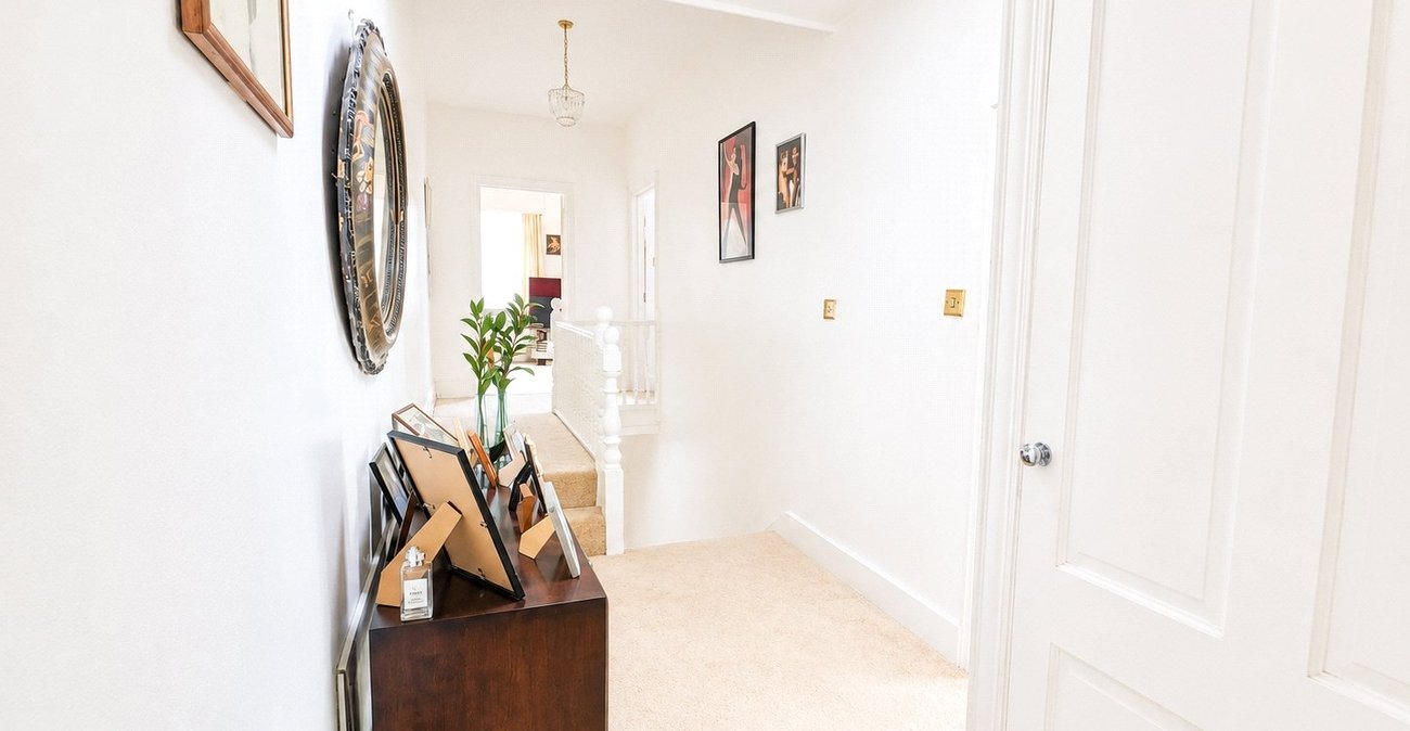 4 bedroom house for sale in Catford | Robinson Jackson