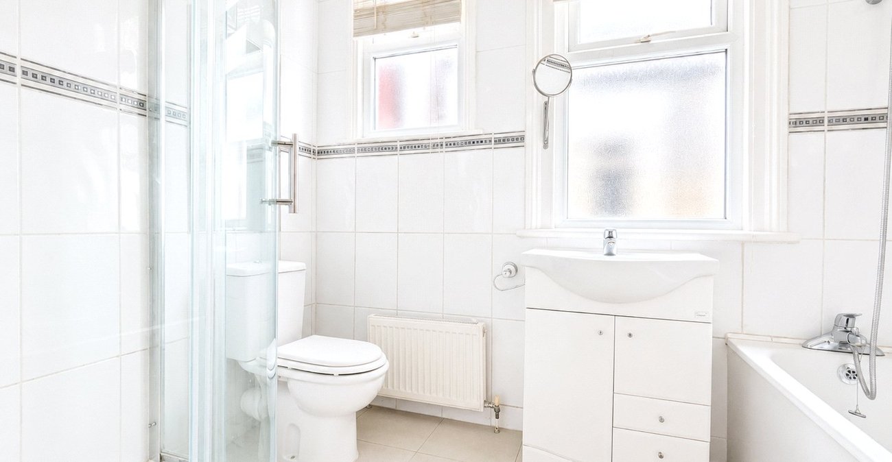 4 bedroom house for sale in Catford | Robinson Jackson