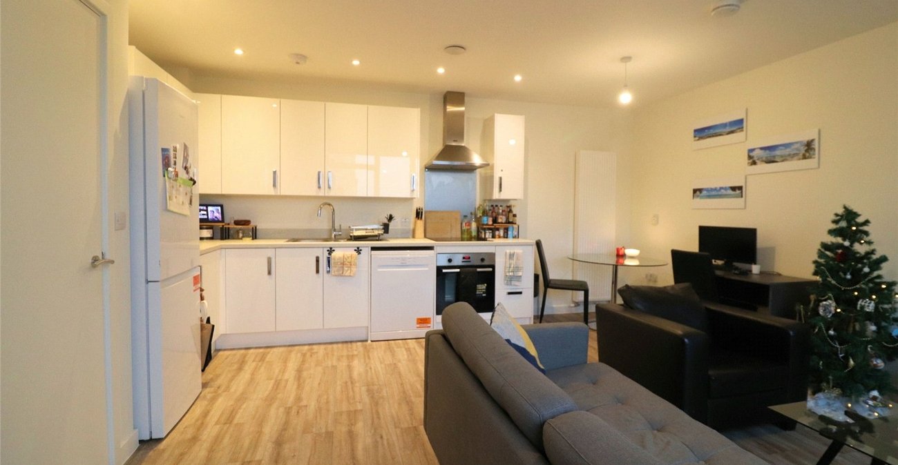 2 bedroom property for sale in Erith | Robinson Jackson