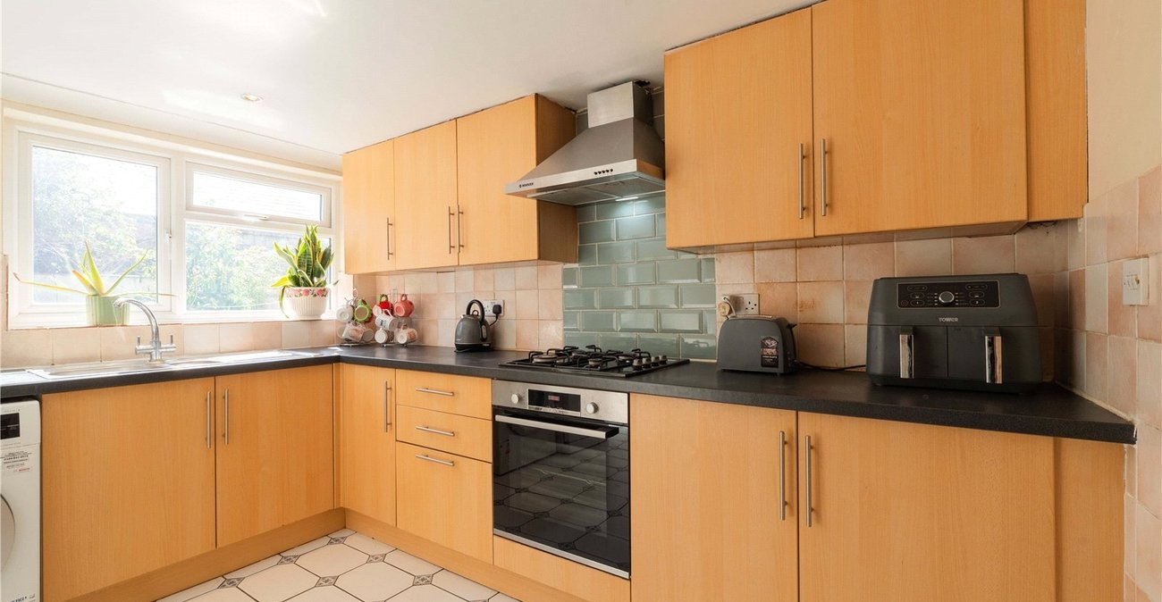 3 bedroom house for sale in Gravesend | Robinson Michael & Jackson
