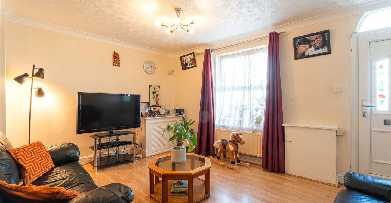 3 bedroom house for sale in Gravesend | Robinson Michael & Jackson