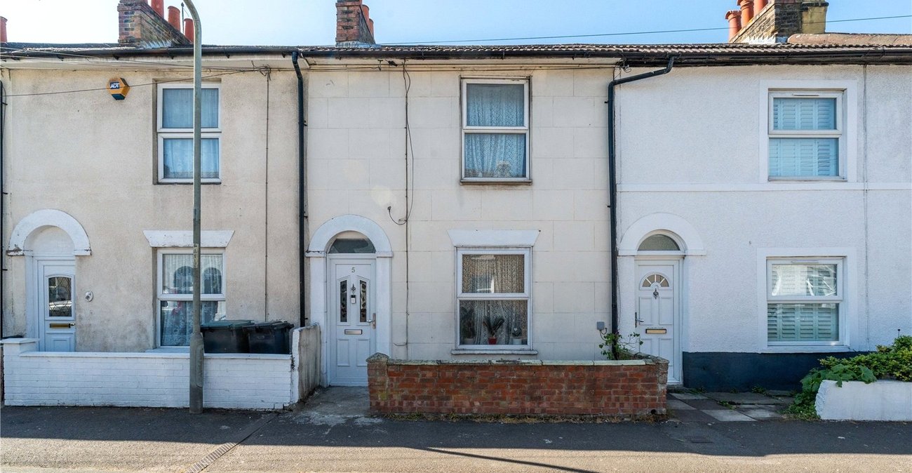 3 bedroom house for sale in Gravesend | Robinson Michael & Jackson