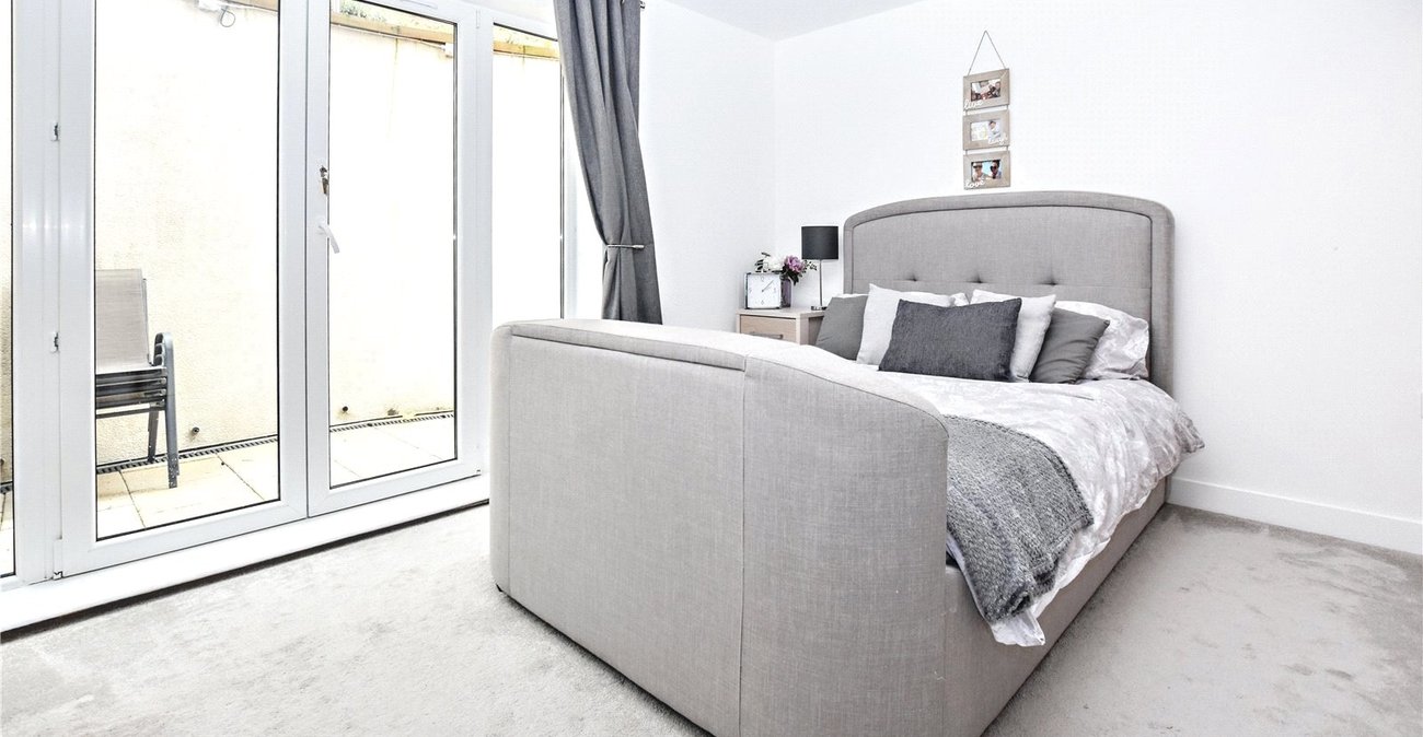 2 bedroom property for sale in Bexleyheath | Robinson Jackson