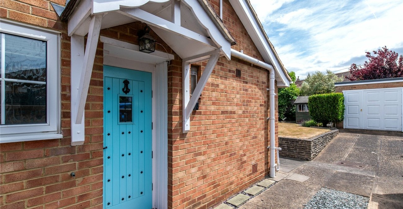 2 bedroom bungalow for sale in Higham | Robinson Michael & Jackson