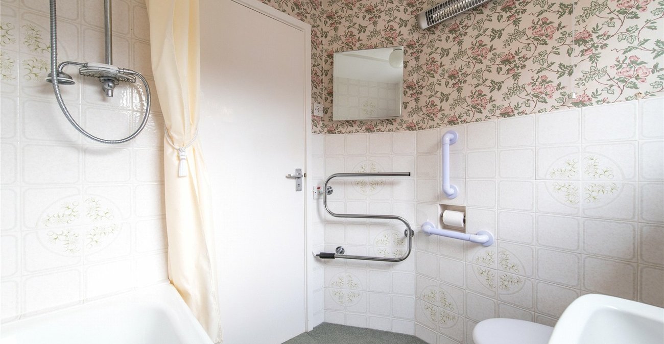 2 bedroom bungalow for sale in Higham | Robinson Michael & Jackson