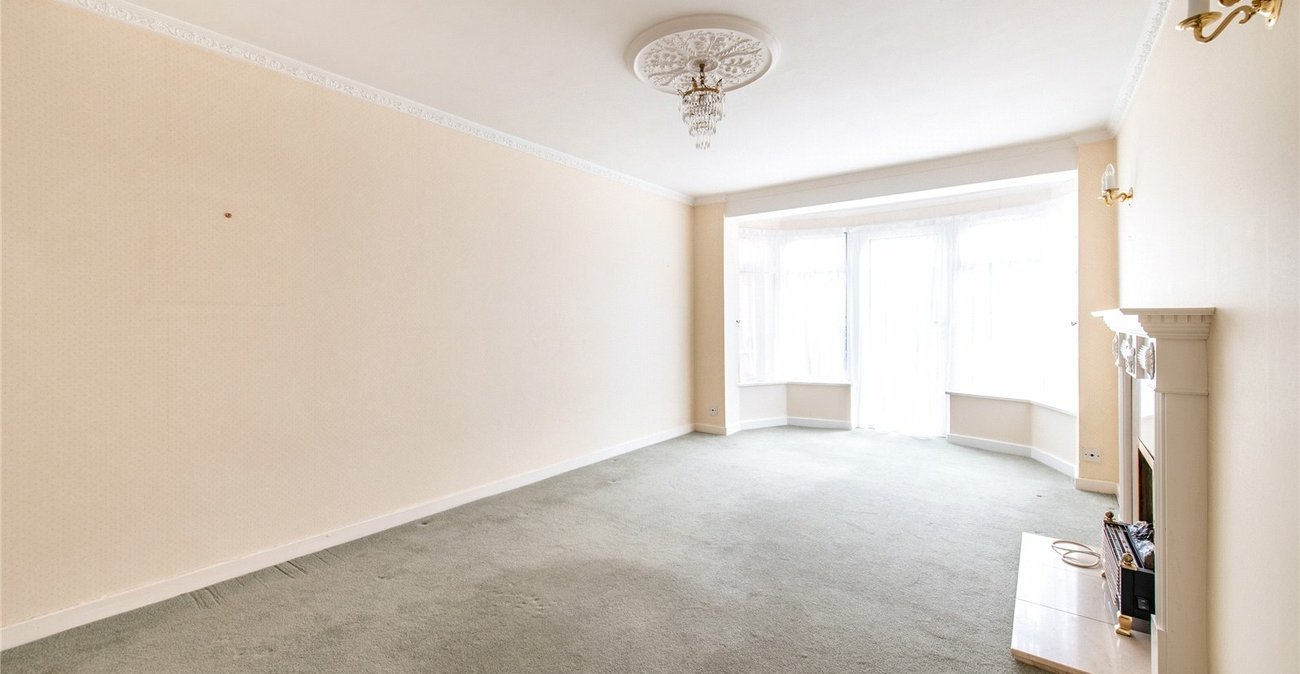 2 bedroom bungalow for sale in Higham | Robinson Michael & Jackson