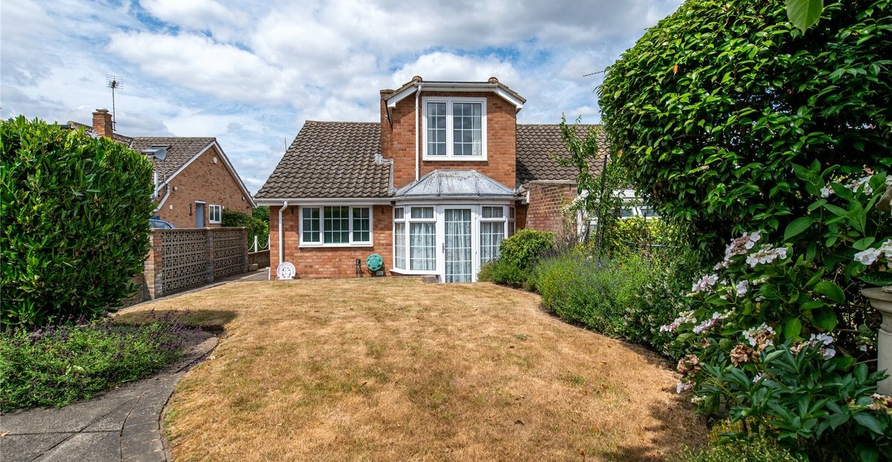 2 bedroom bungalow for sale in Higham | Robinson Michael & Jackson