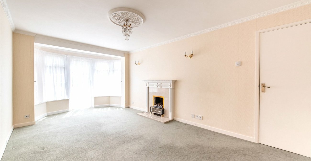 2 bedroom bungalow for sale in Higham | Robinson Michael & Jackson