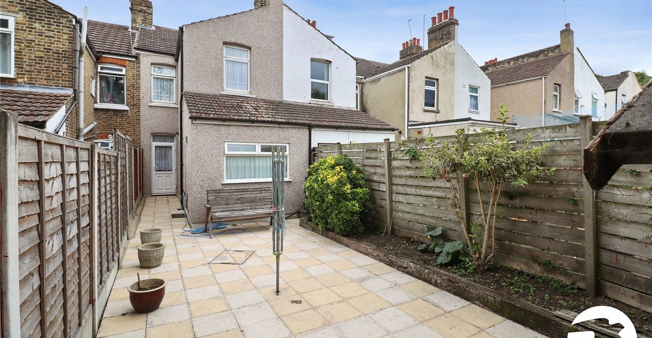 3 bedroom house for sale in Belvedere | Robinson Jackson