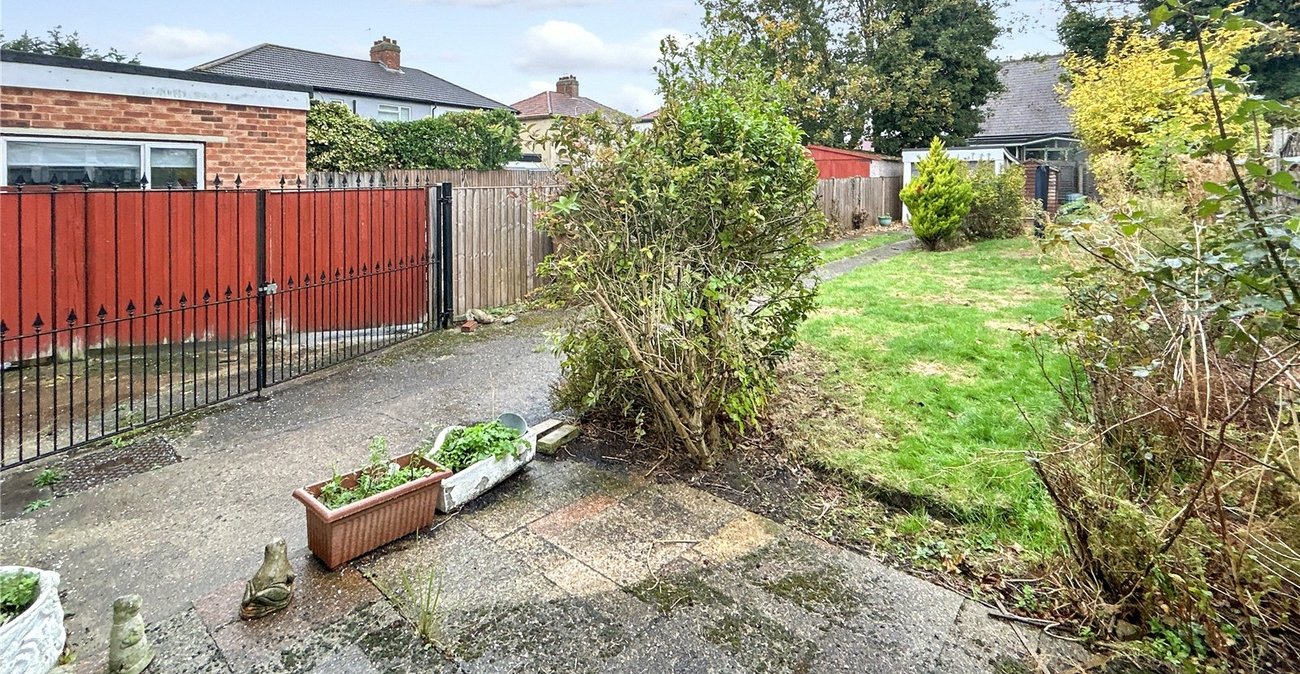 3 bedroom house for sale in Sidcup | Robinson Jackson