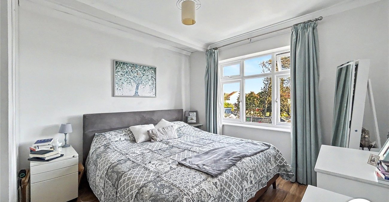 3 bedroom house for sale in Sidcup | Robinson Jackson