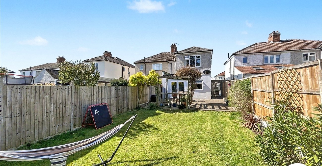 3 bedroom house for sale in Sidcup | Robinson Jackson
