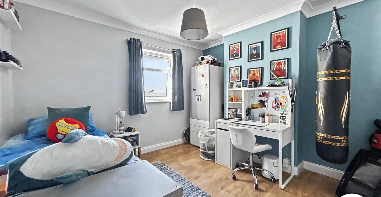 3 bedroom house for sale in Sidcup | Robinson Jackson