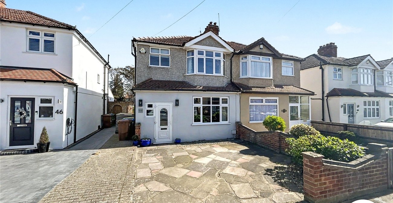 3 bedroom house for sale in Sidcup | Robinson Jackson