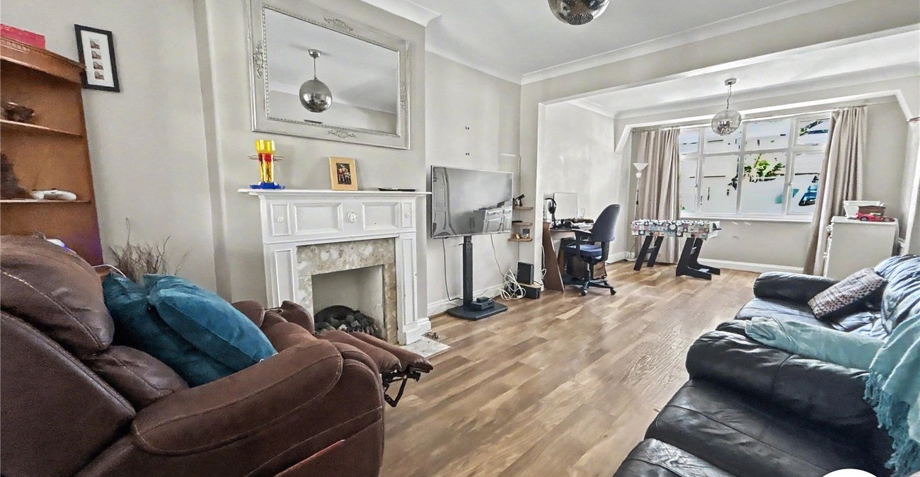 3 bedroom house for sale in Sidcup | Robinson Jackson