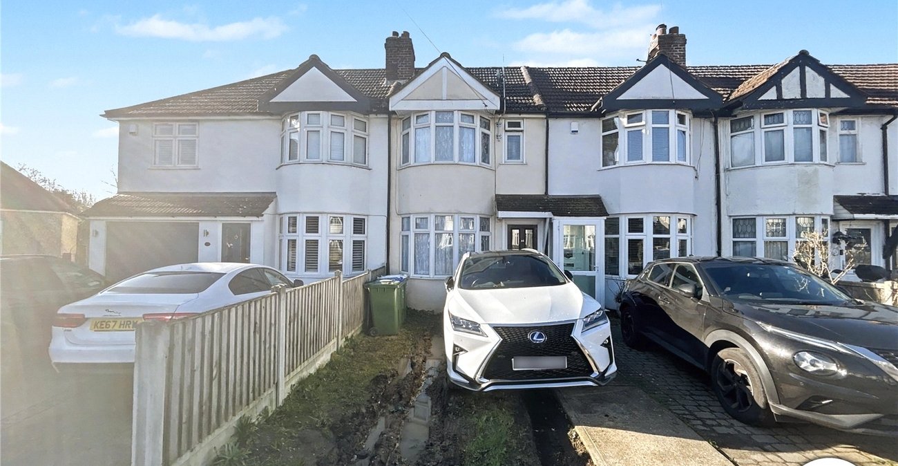 2 bedroom house for sale in Sidcup | Robinson Jackson