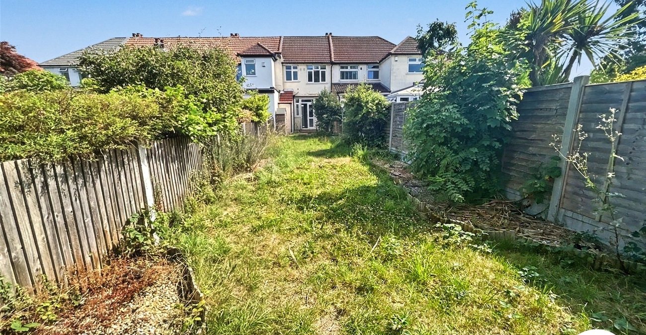 2 bedroom house for sale in Sidcup | Robinson Jackson