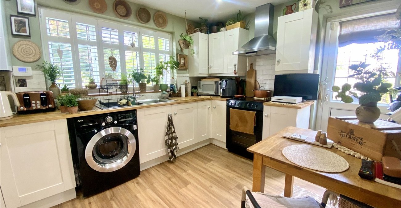 2 bedroom house for sale in Sidcup | Robinson Jackson