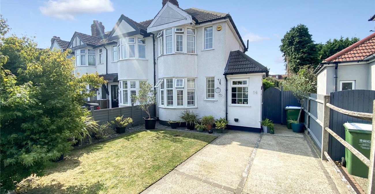 2 bedroom house for sale in Sidcup | Robinson Jackson