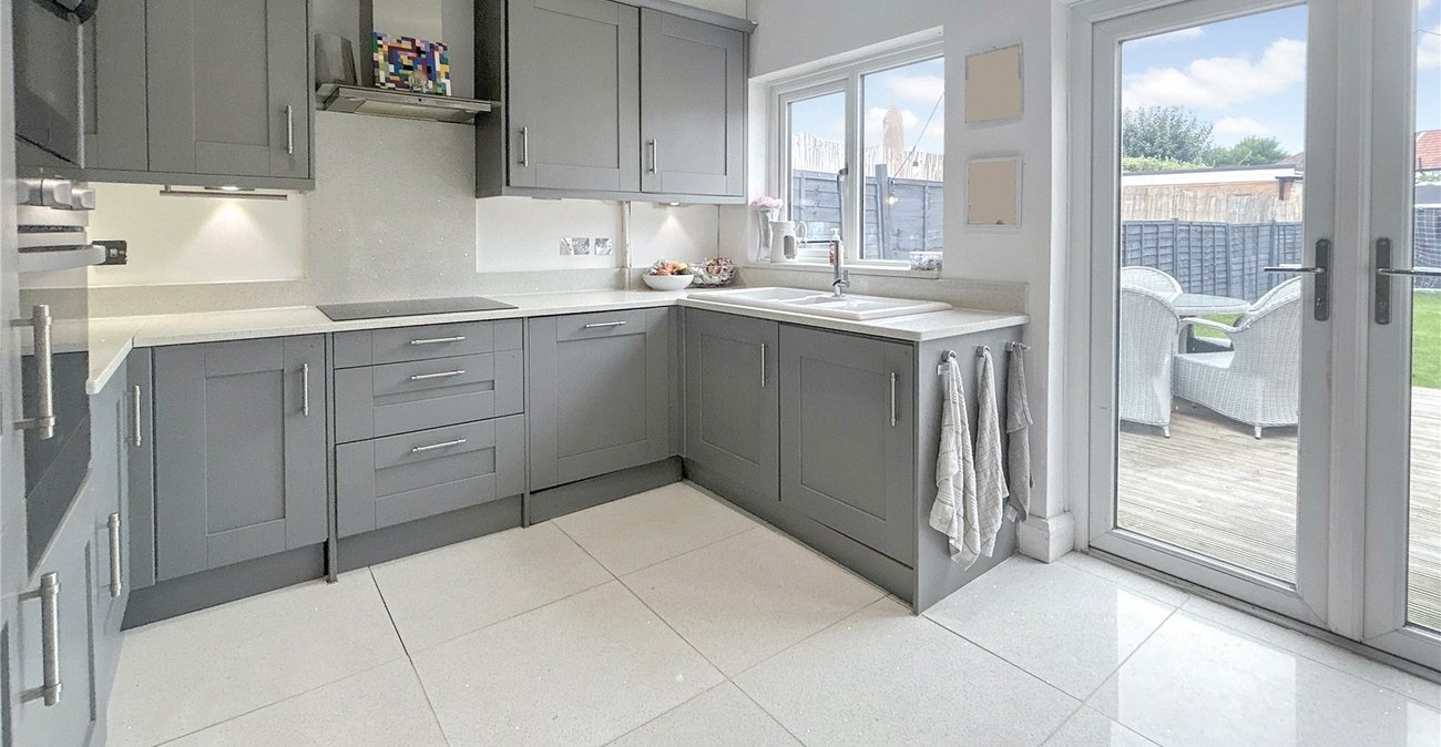 3 bedroom house for sale in Sidcup | Robinson Jackson