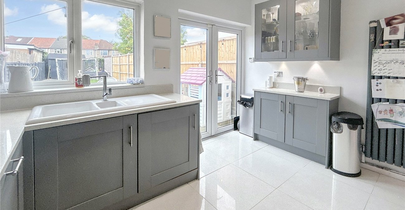3 bedroom house for sale in Sidcup | Robinson Jackson