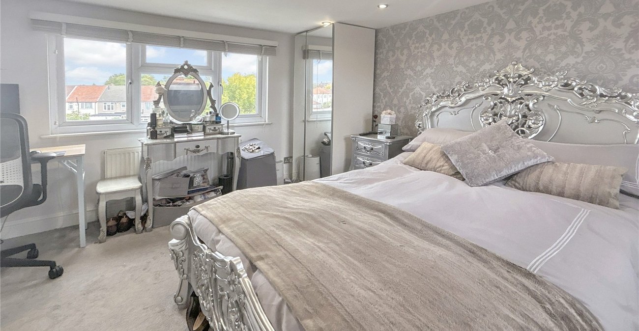 3 bedroom house for sale in Sidcup | Robinson Jackson