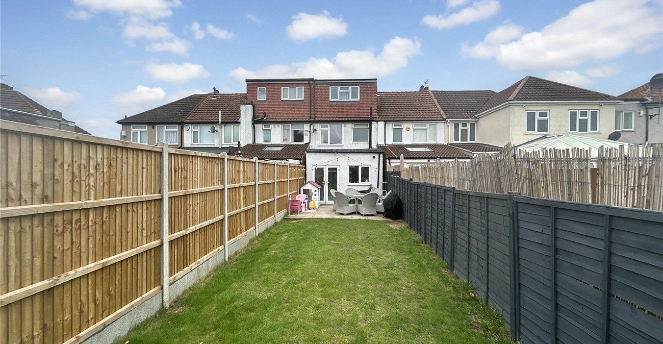 3 bedroom house for sale in Sidcup | Robinson Jackson