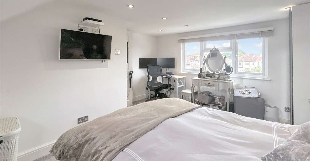 3 bedroom house for sale in Sidcup | Robinson Jackson