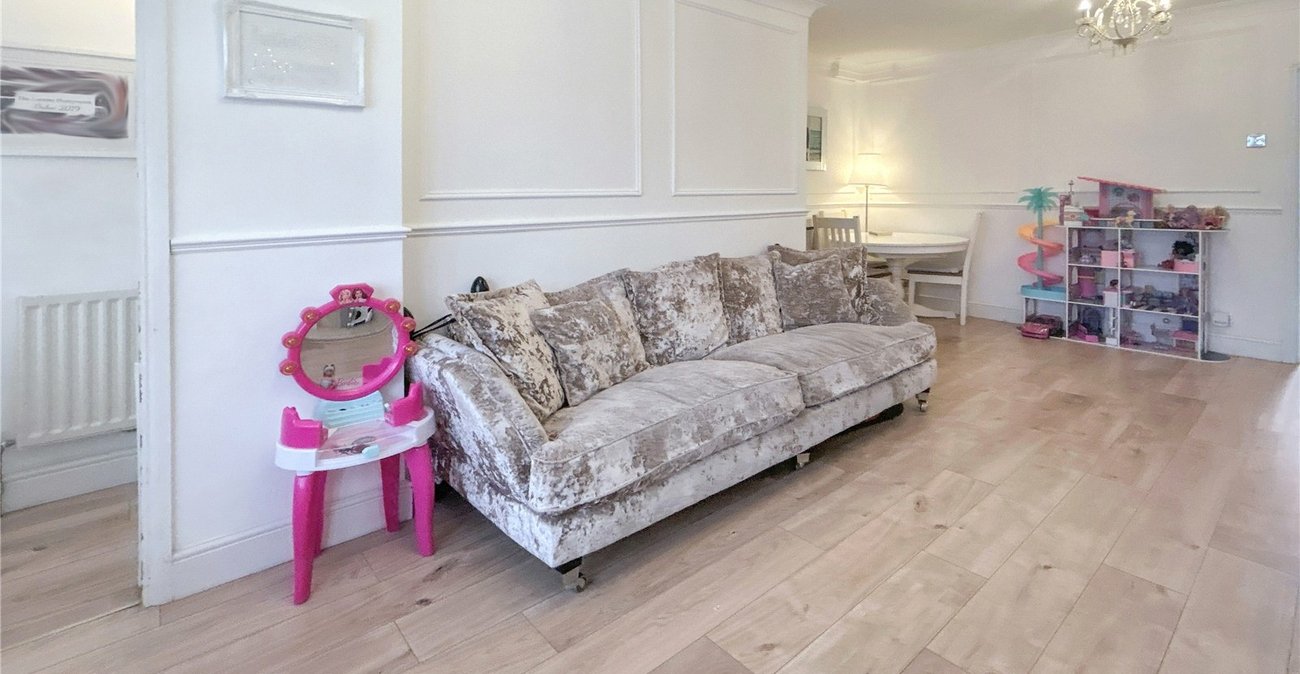 3 bedroom house for sale in Sidcup | Robinson Jackson