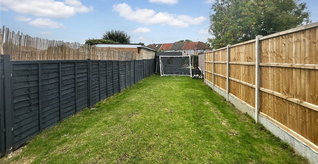 3 bedroom house for sale in Sidcup | Robinson Jackson