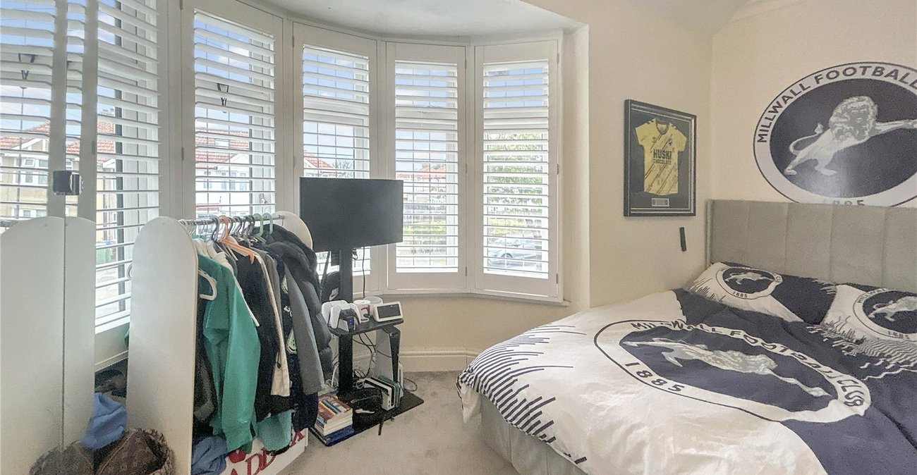 3 bedroom house for sale in Sidcup | Robinson Jackson