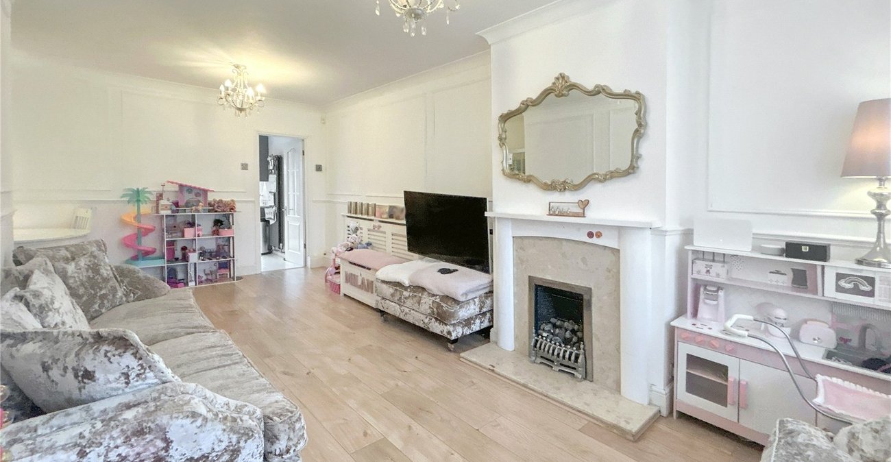 3 bedroom house for sale in Sidcup | Robinson Jackson