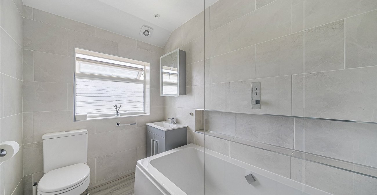 3 bedroom house for sale in Dartford | Robinson Jackson
