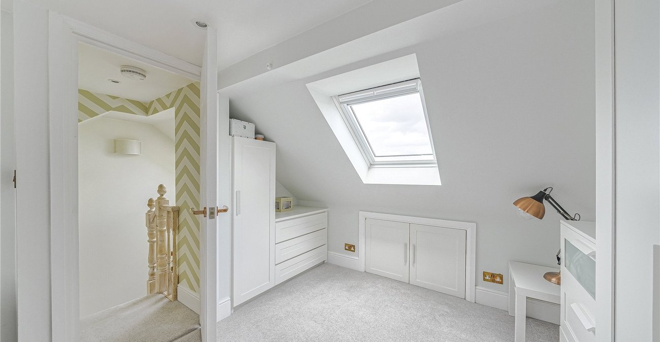 3 bedroom house for sale in Dartford | Robinson Jackson