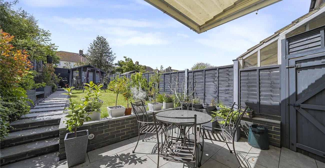 3 bedroom house for sale in Dartford | Robinson Jackson