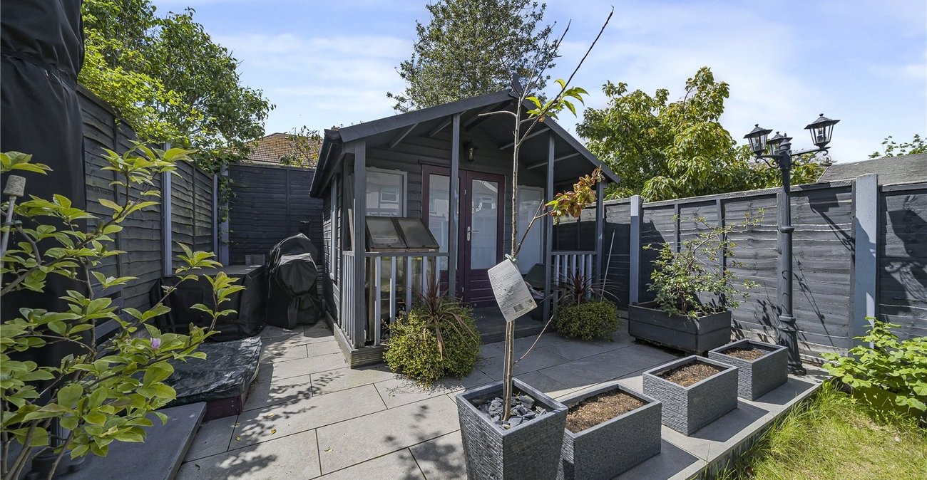 3 bedroom house for sale in Dartford | Robinson Jackson