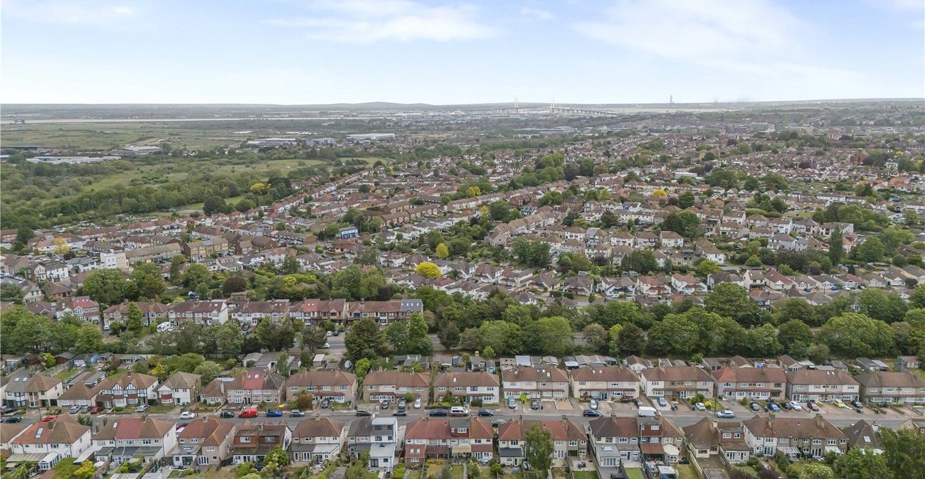 3 bedroom house for sale in Dartford | Robinson Jackson