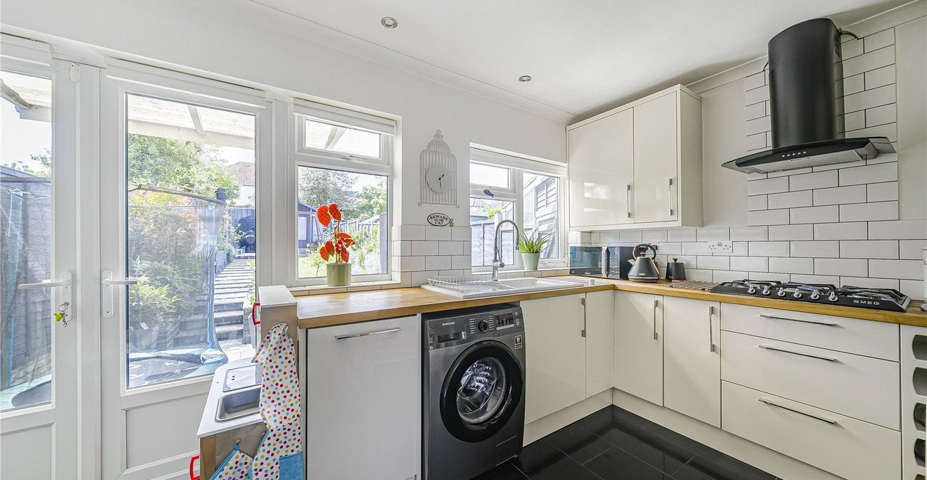 3 bedroom house for sale in Dartford | Robinson Jackson