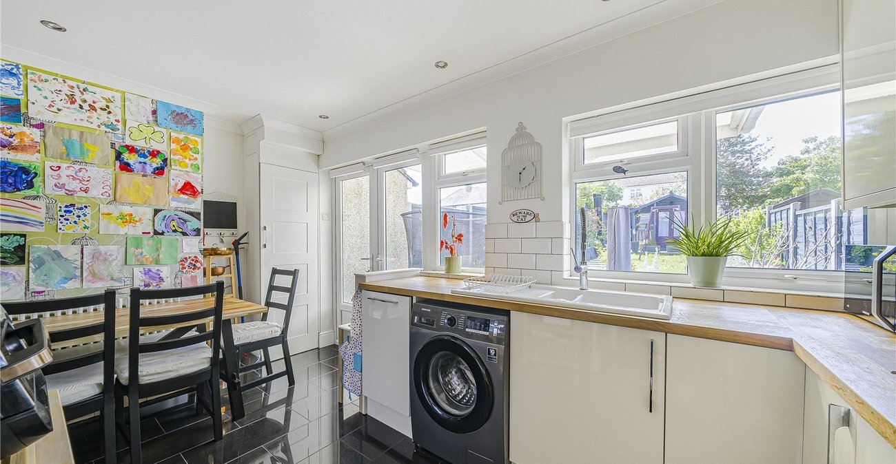 3 bedroom house for sale in Dartford | Robinson Jackson