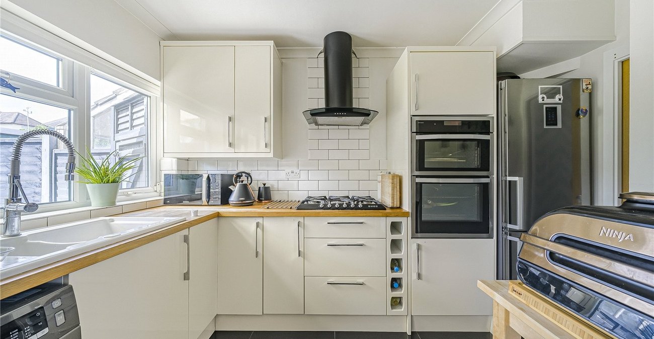 3 bedroom house for sale in Dartford | Robinson Jackson