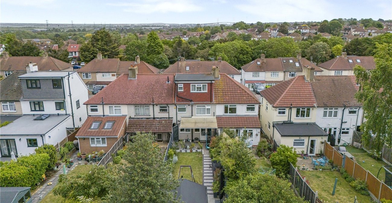 3 bedroom house for sale in Dartford | Robinson Jackson