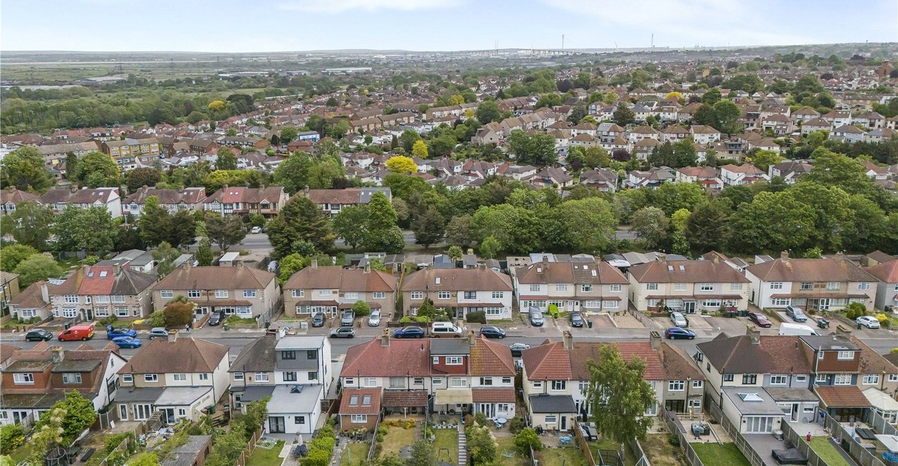 3 bedroom house for sale in Dartford | Robinson Jackson