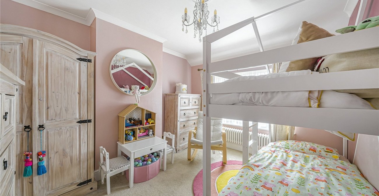 3 bedroom house for sale in Dartford | Robinson Jackson