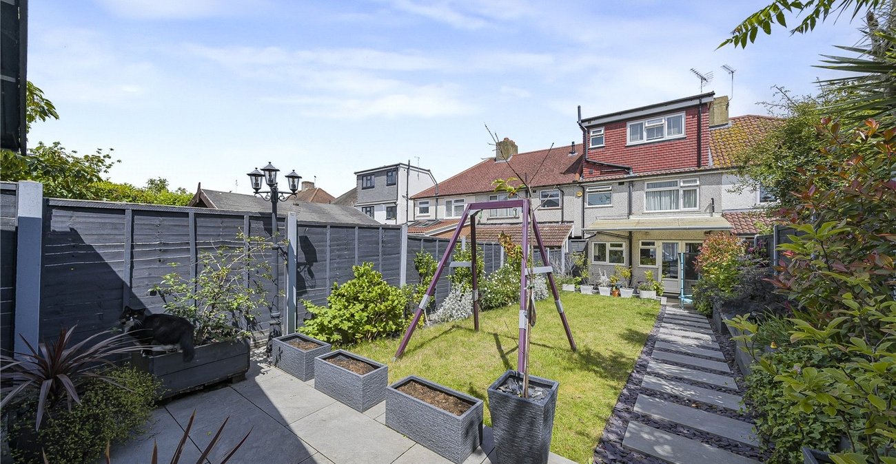 3 bedroom house for sale in Dartford | Robinson Jackson