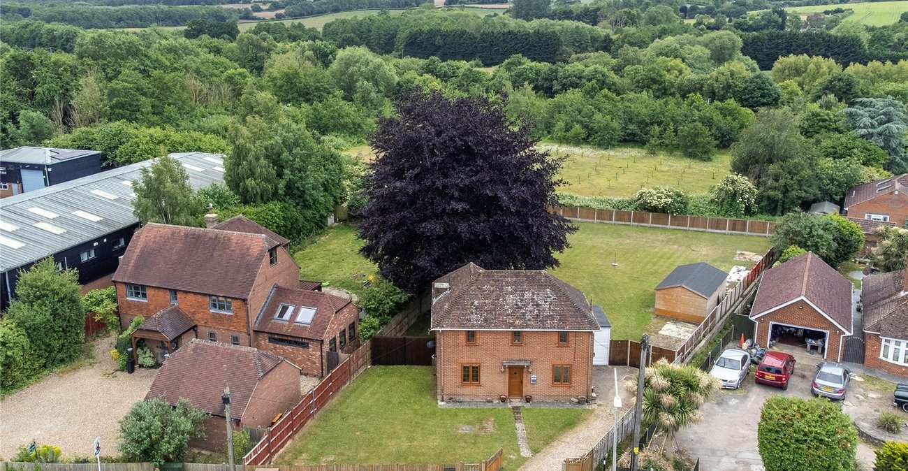 3 bedroom house for sale in Harrietsham | Robinson Michael & Jackson