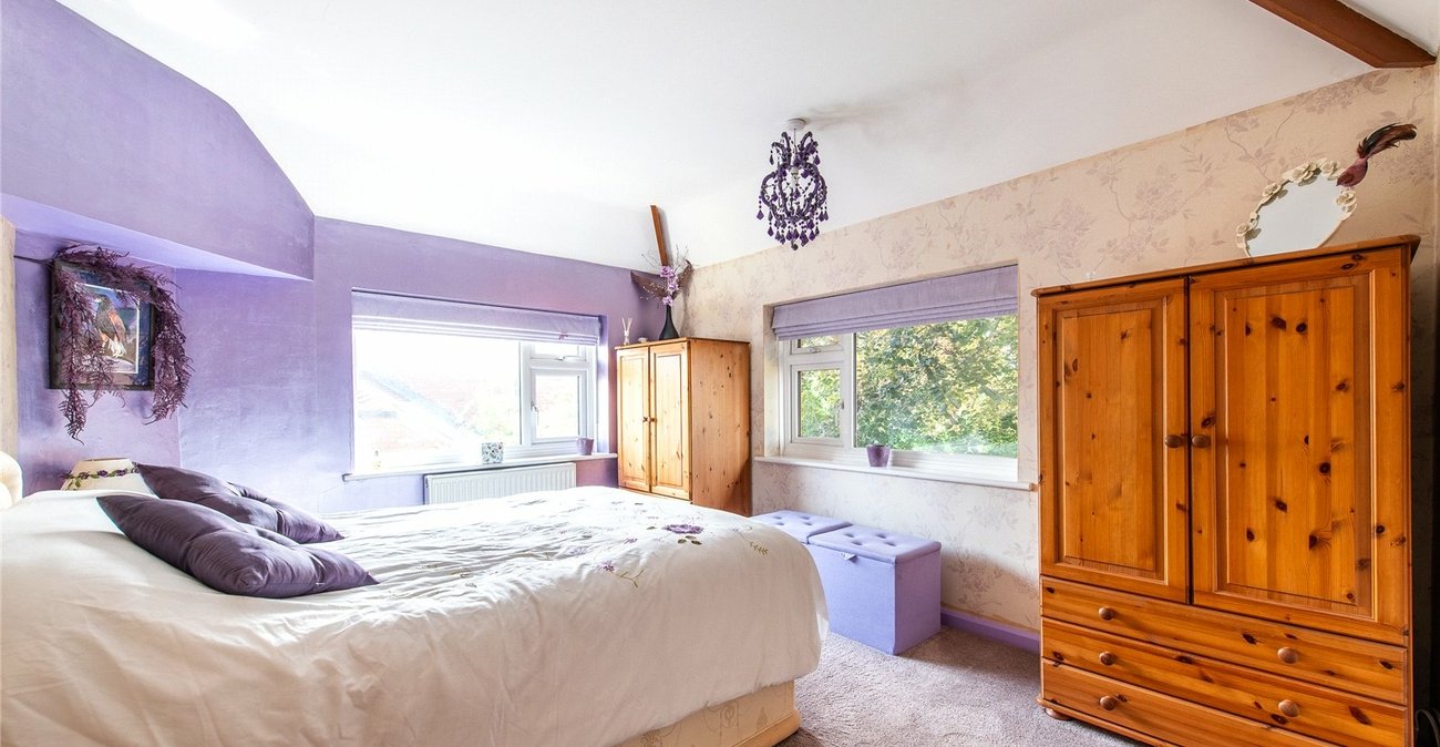 3 bedroom house for sale in Harrietsham | Robinson Michael & Jackson